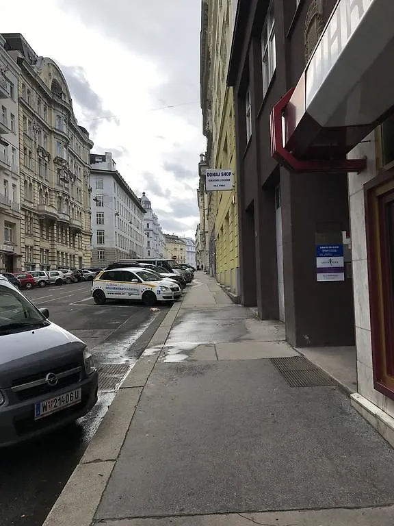 Apartment Domino Wenen 0*,