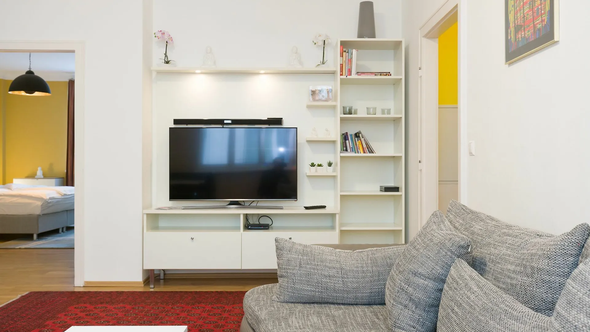Apartment Domino