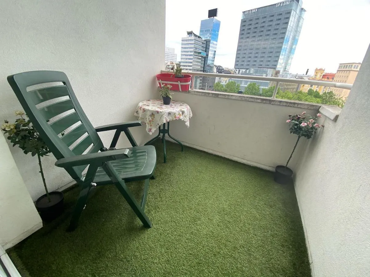 וינה Apartment Domino